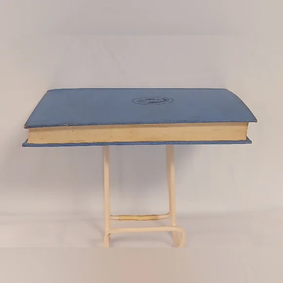 𝑩𝒆𝒗𝒆𝒓𝒍𝒚 𝑮𝒓𝒂𝒚'𝒔 𝑪𝒉𝒂𝒍𝒍𝒆𝒏𝒈𝒆 𝒃𝒚 𝑪𝒍𝒂𝒊𝒓 𝑩𝒍𝒂𝒏𝒌/'𝟰𝟱 - Picture 8 of 15